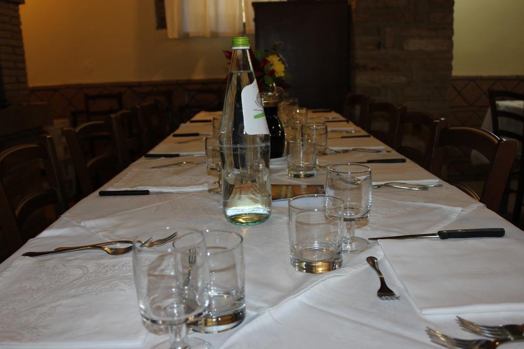 Societa Agricola F.Lli Angelucci Villa Cannara Buitenkant foto