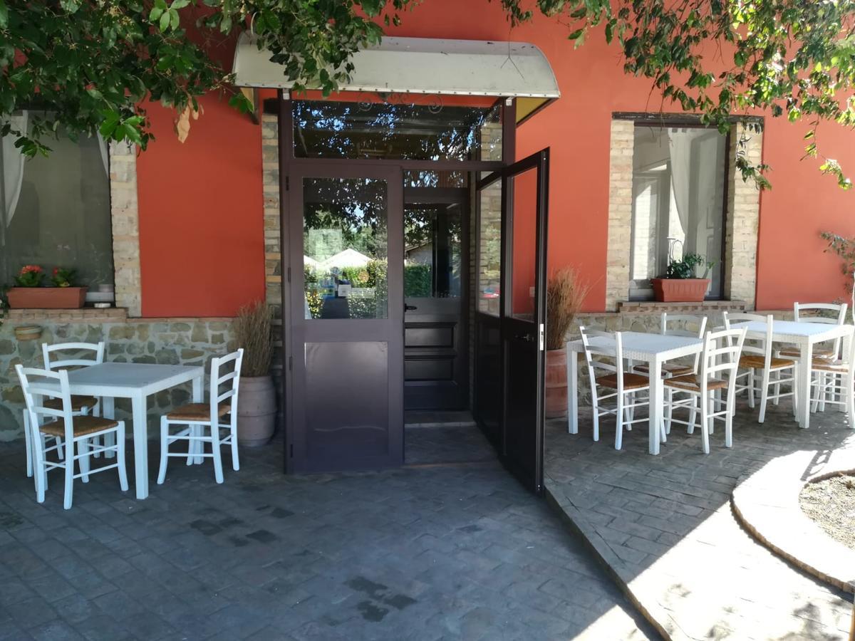 Societa Agricola F.Lli Angelucci Villa Cannara Buitenkant foto